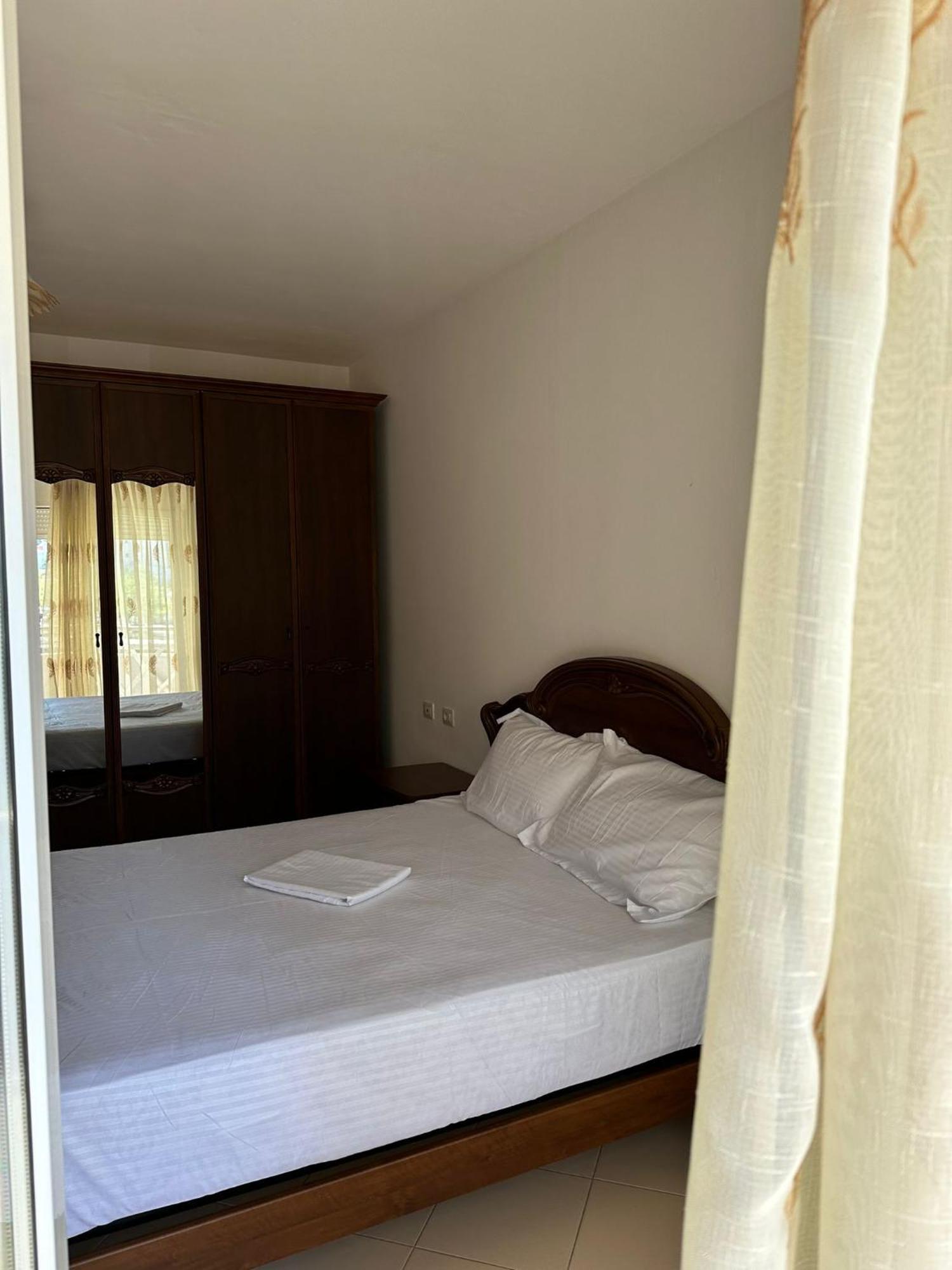 Renting House Vlorë Extérieur photo