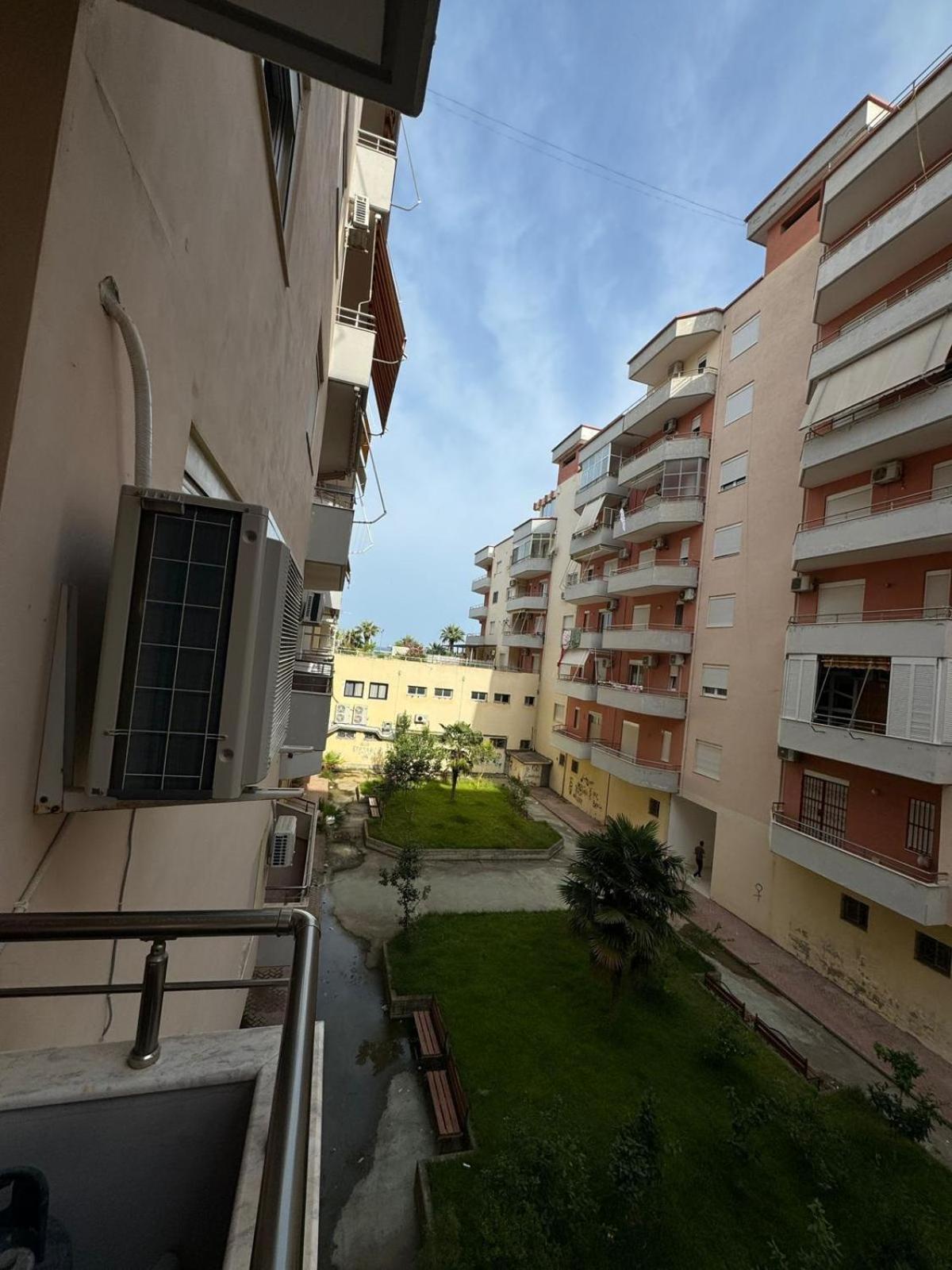 Renting House Vlorë Extérieur photo