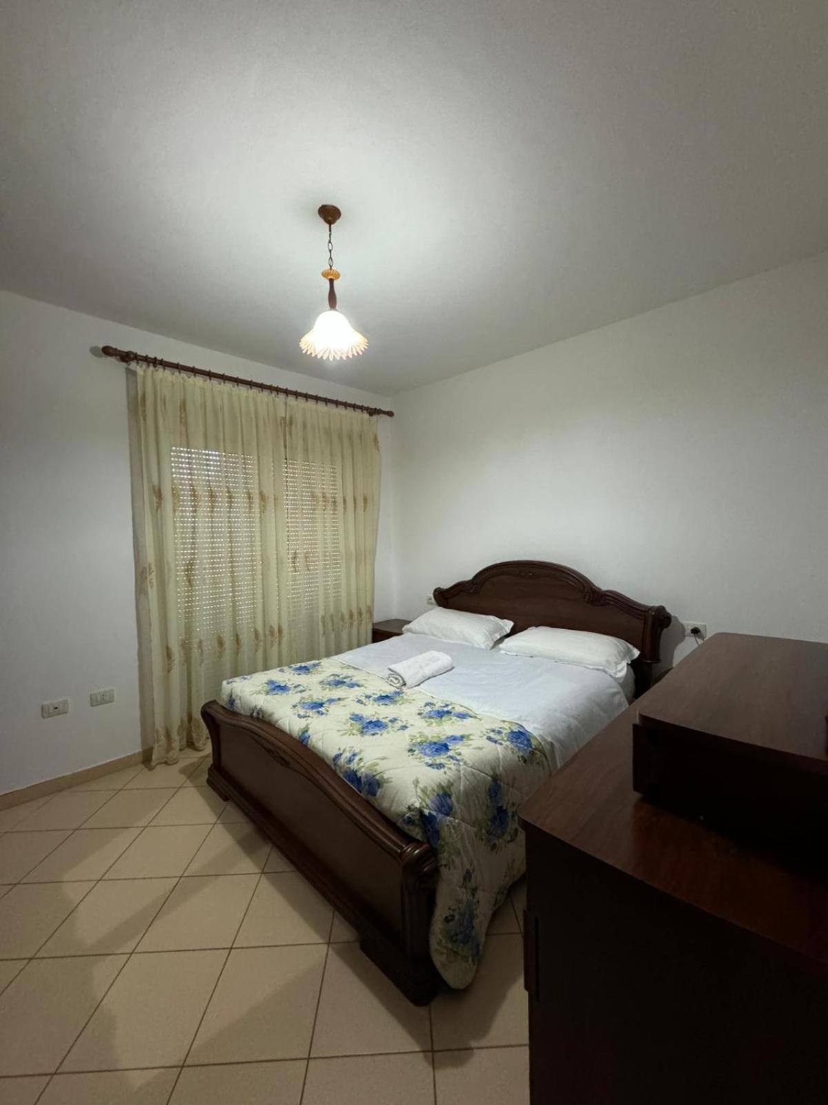 Renting House Vlorë Extérieur photo