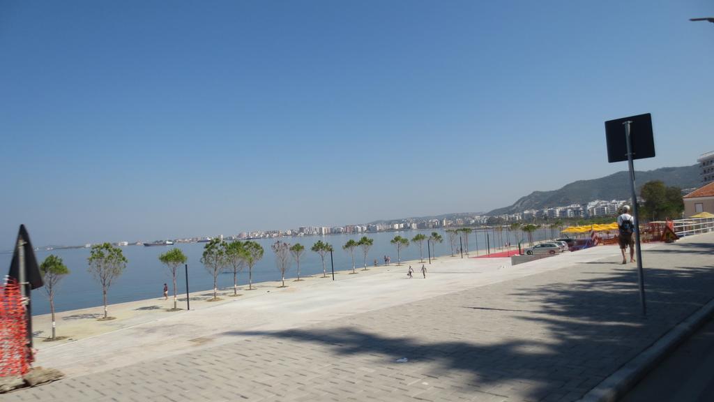 Renting House Vlorë Extérieur photo